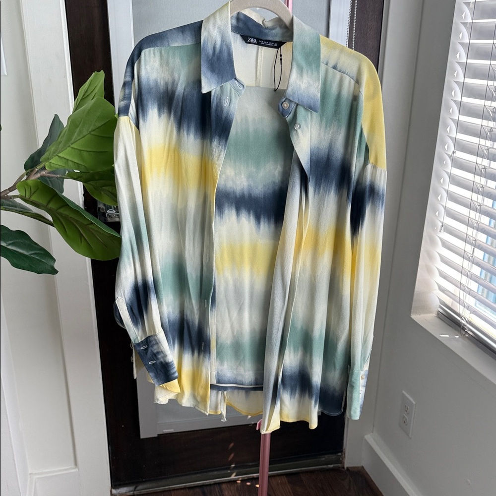 Zara Gradient Shirt in Blue and Cream